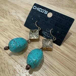 CHICO’S turquoise earring